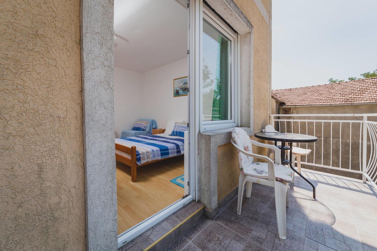 Apartments Kovac Tivat Eksteriør bilde