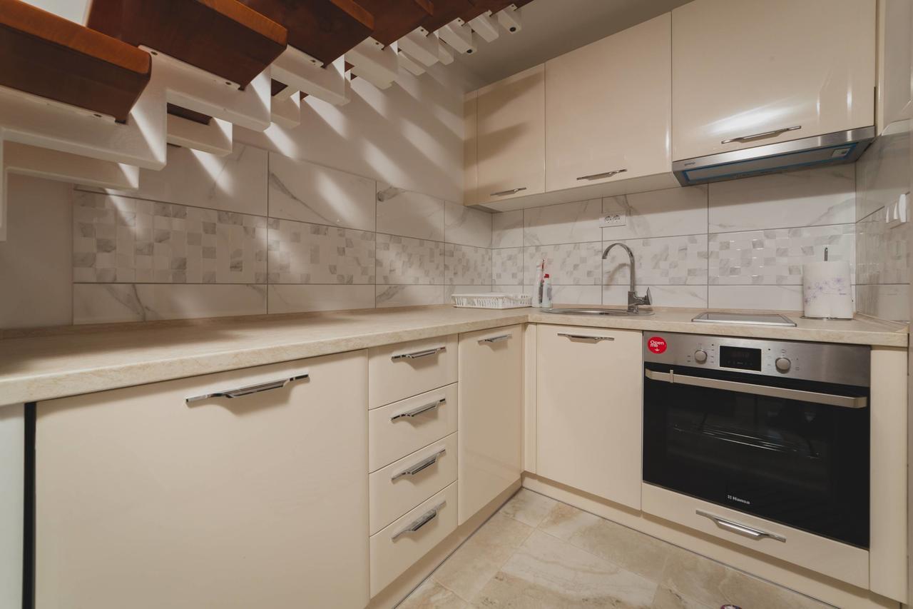 Apartments Kovac Tivat Eksteriør bilde