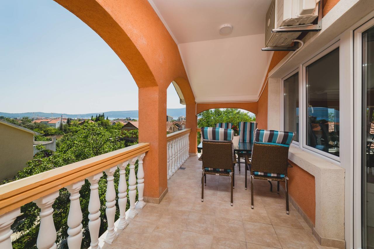 Apartments Kovac Tivat Eksteriør bilde