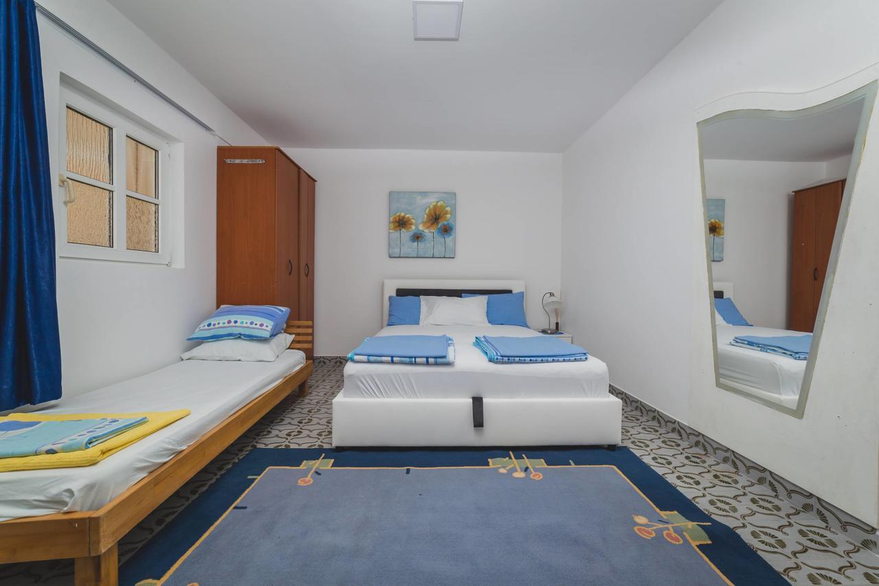 Apartments Kovac Tivat Eksteriør bilde